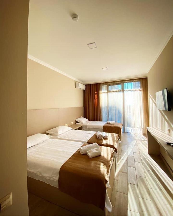גוניו Hotel Tesa מראה חיצוני תמונה