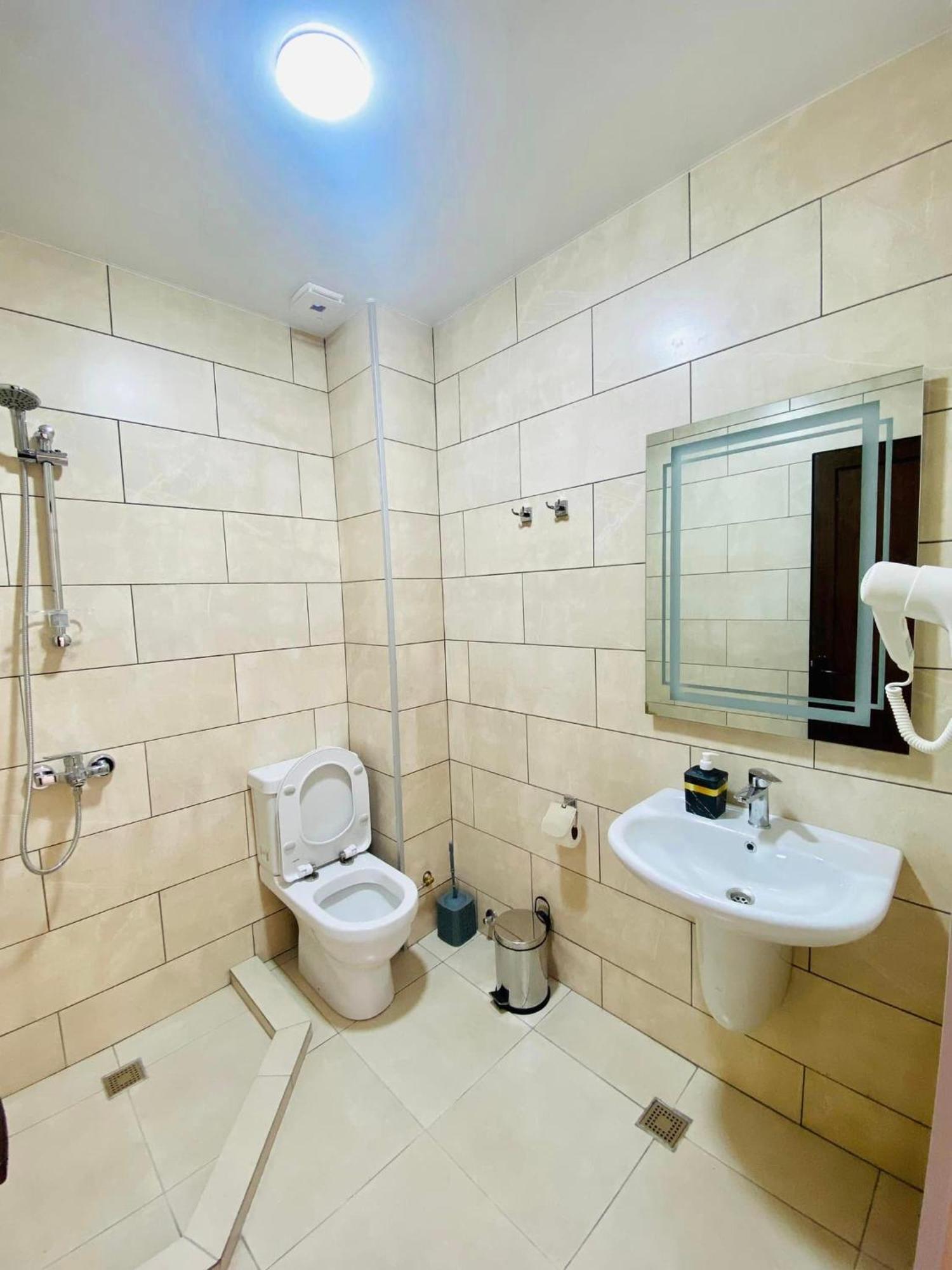 גוניו Hotel Tesa מראה חיצוני תמונה
