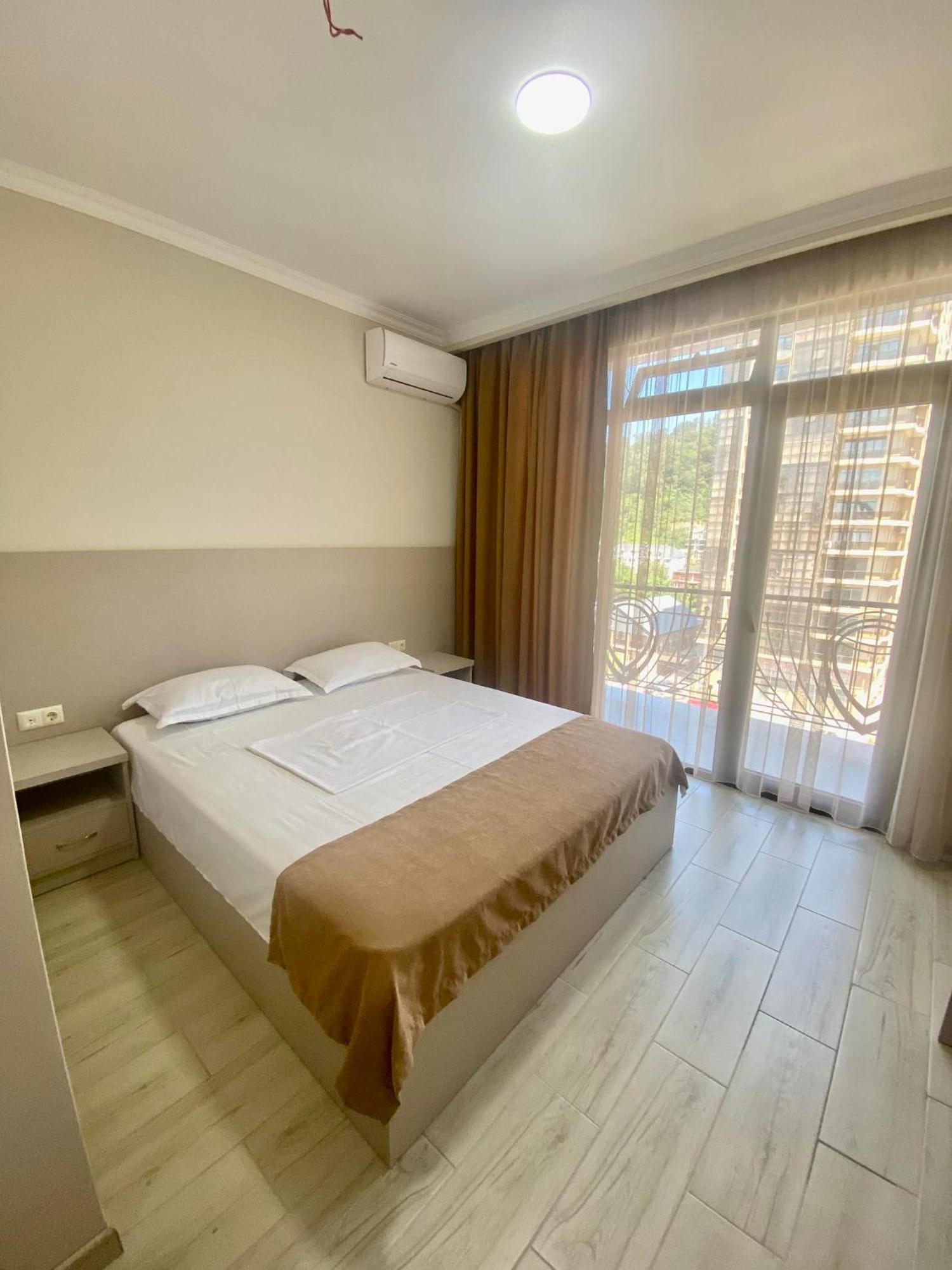 גוניו Hotel Tesa מראה חיצוני תמונה